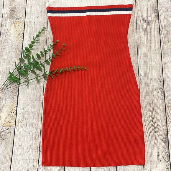 🌸 Clearance! 🌸 Kendall & Kylie Striped BodyCon Mini Dress Size M - Picture 2 of 11